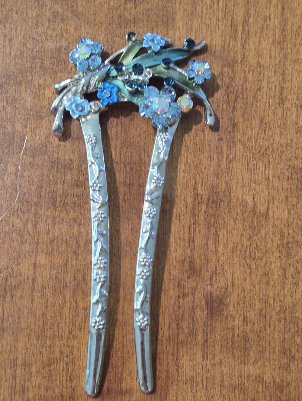Romantic Vintage Reproduction Floral Blue Crystal Double Prong Hair Pin